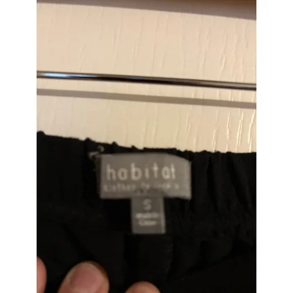 Habitat Clothes to Live In Black Wide Leg Crop Pants Womens Small Basic Casual - Picture 4 of 5